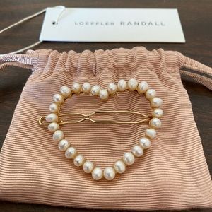 🤍 NEW 🤍 Loeffler Randall Lou Heart Barrette (Real Pearls)